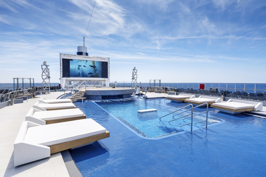 MSC Cruises MSC Seashore Long Island Pool Deck 7.jpg